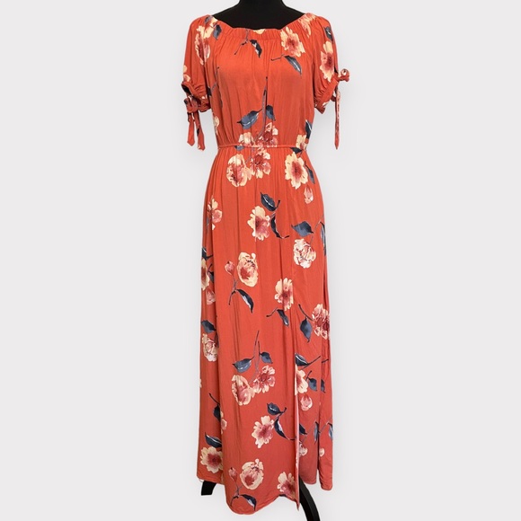 Band of Gypsies - Off Shoulder Floral Maxi Dress - Red - Size Large - Picture 2 of 7